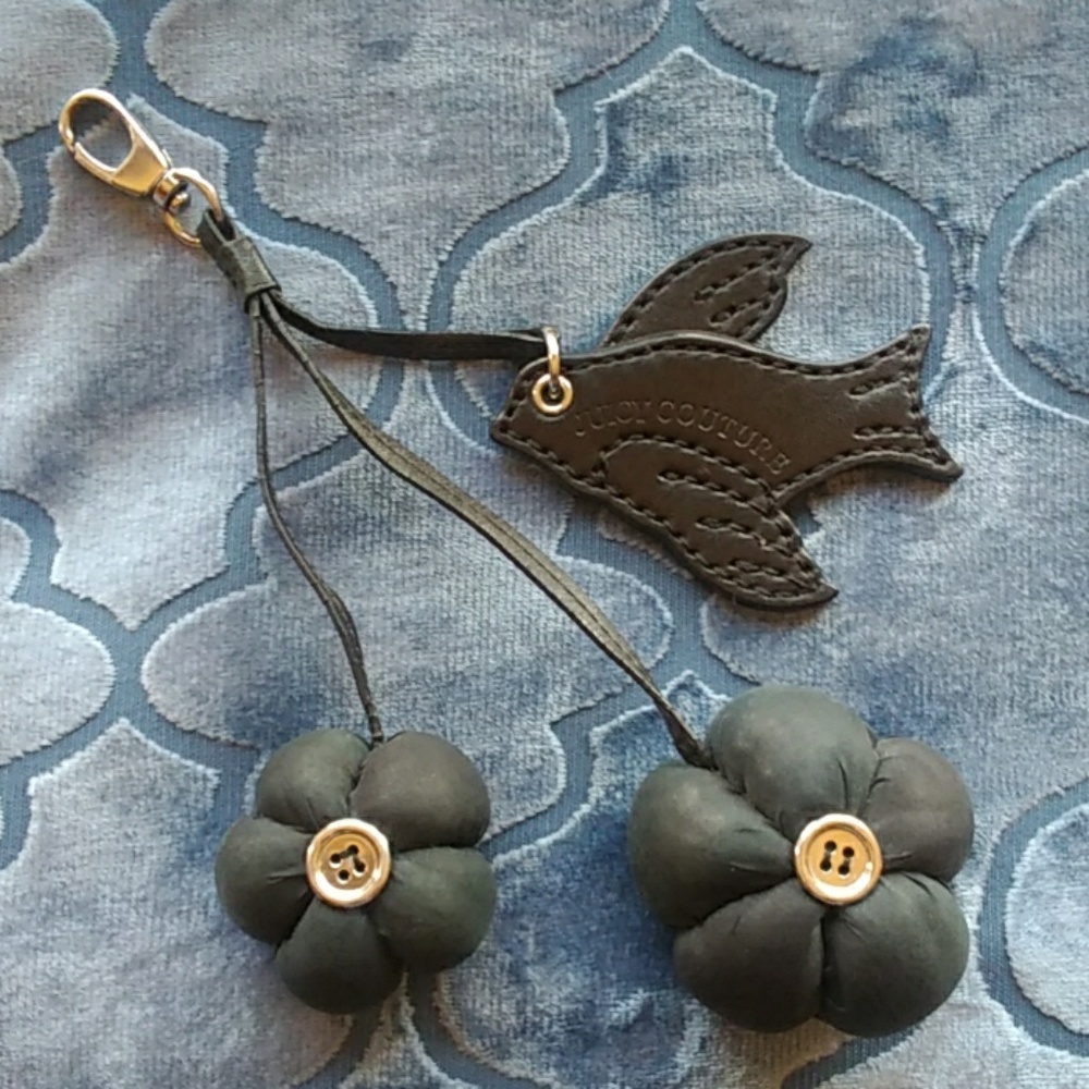 JUICY COUTURE key chain